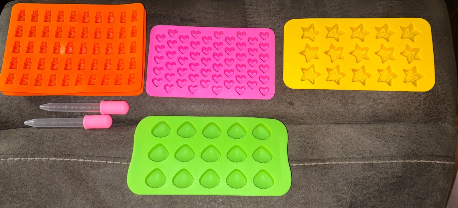 5 Pc Gummy Bear, Heart, Etc Silicone Mold Candy Chocolate Jelly Ice Cube Tray