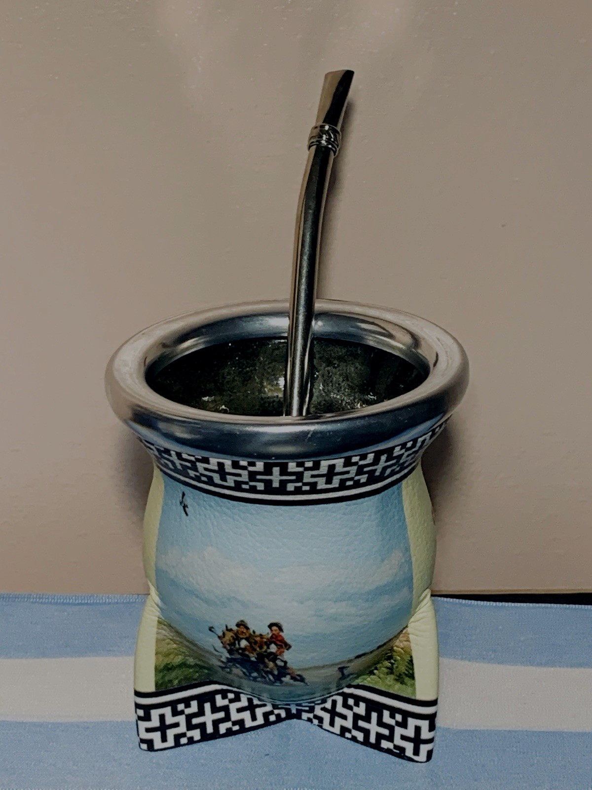 Mate cup yerba argentino With phrase + bombilla straw