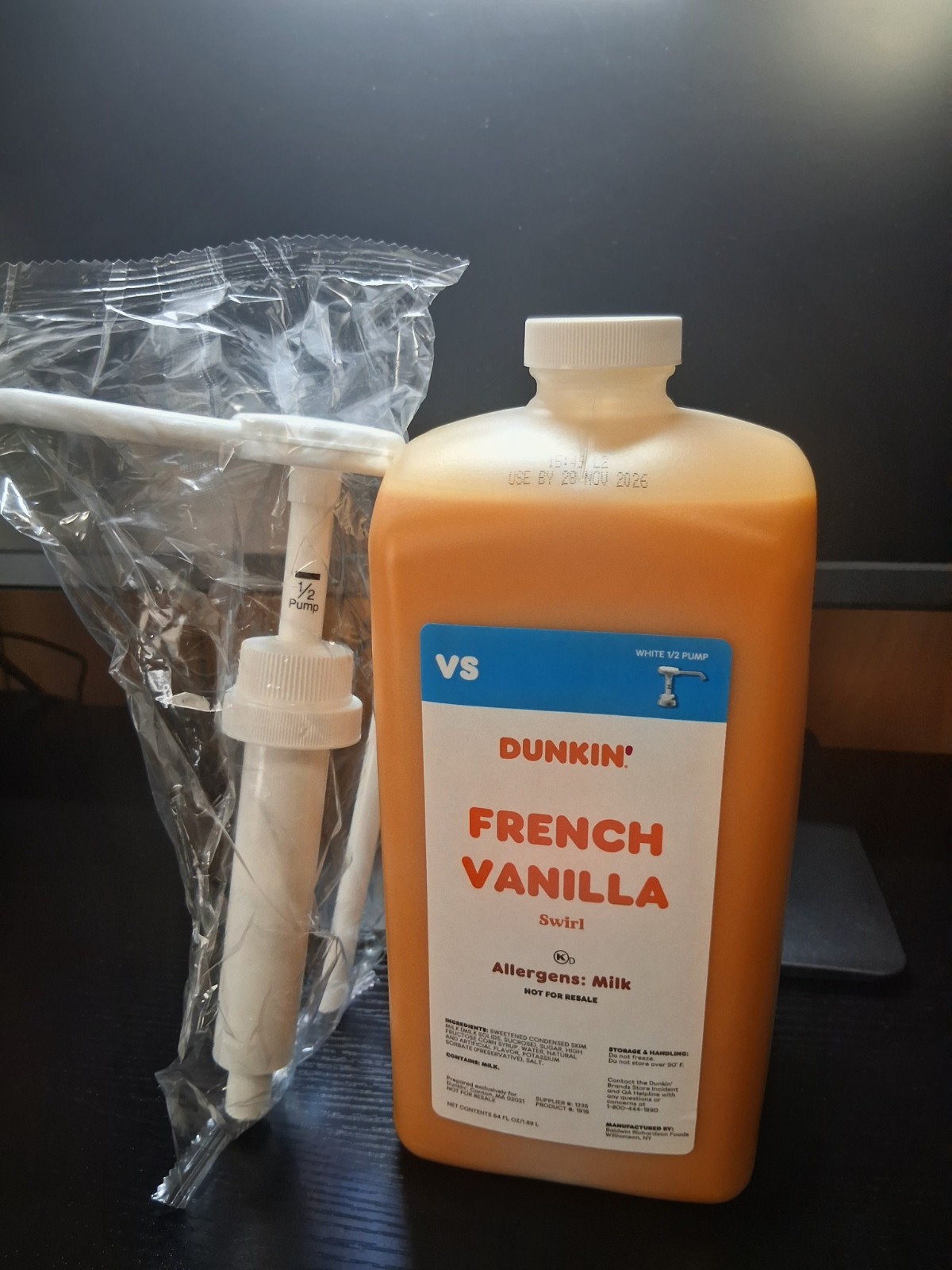 Dunkin’ French Vanilla Swirl Syrup 64 oz with NEW Pump. Exp: November 2026