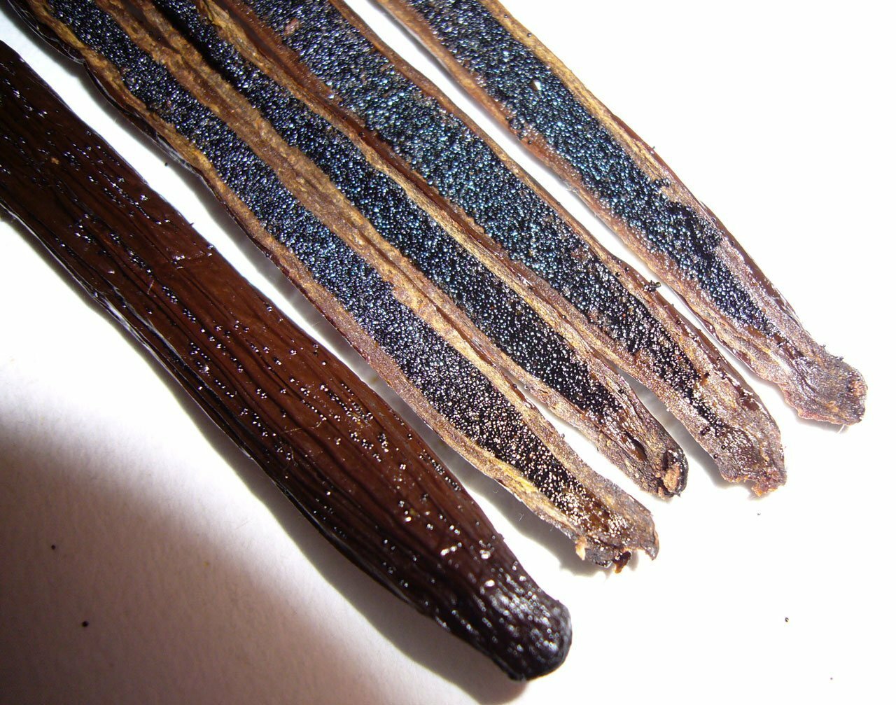 1/4 LB ORGANIC Madagascar Vanilla Beans Grade A Whole(4 Ounces) 6 – 7 Inches