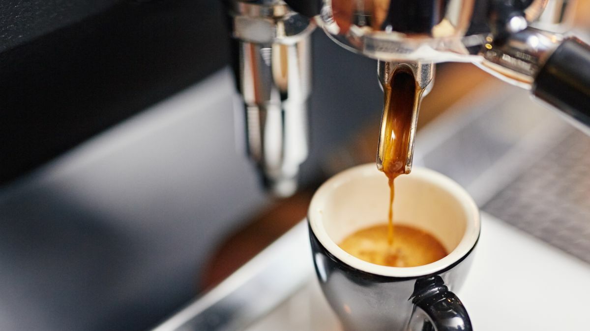 5 LBS OF WHOLE BEAN ESPRESSO FRESH, ROAST TO ORDER COFFEE – DARK ROAST