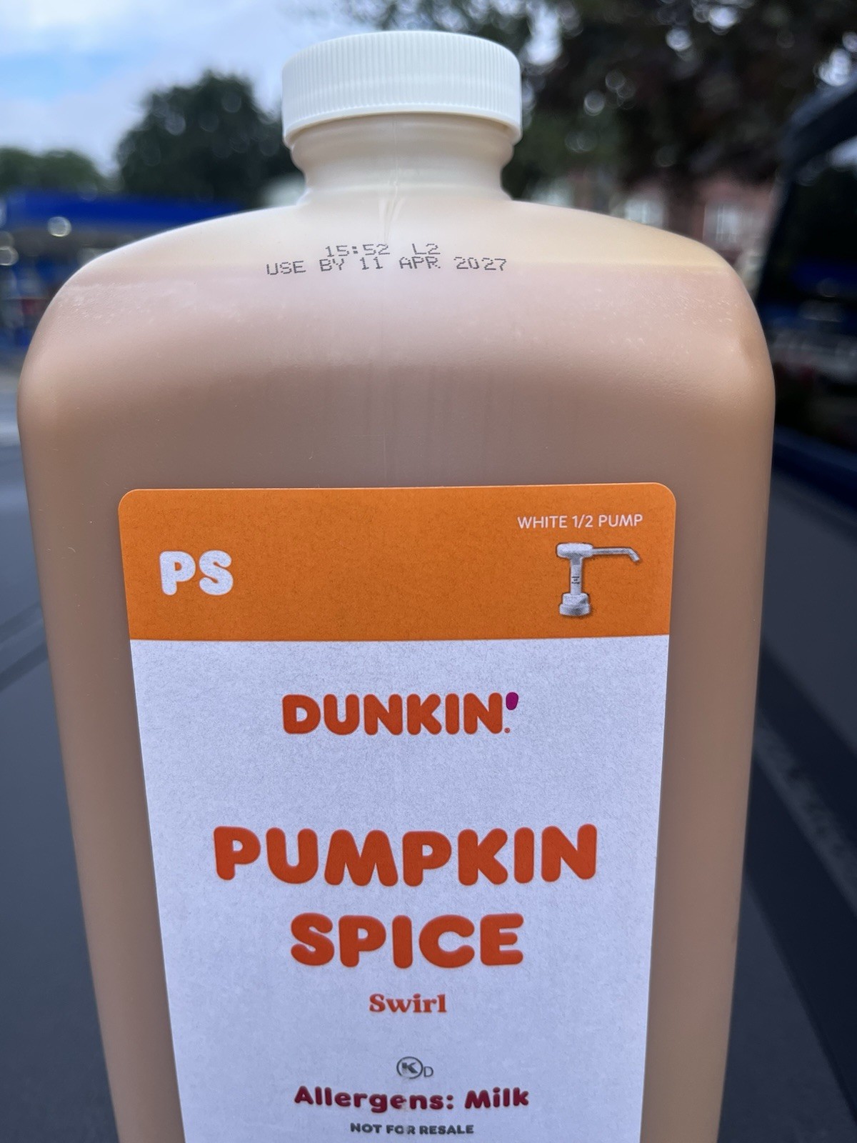 Pumpkin Spice Dunkin’ Donuts, Coffee Flavor, 64 Ounce With A Free Pump