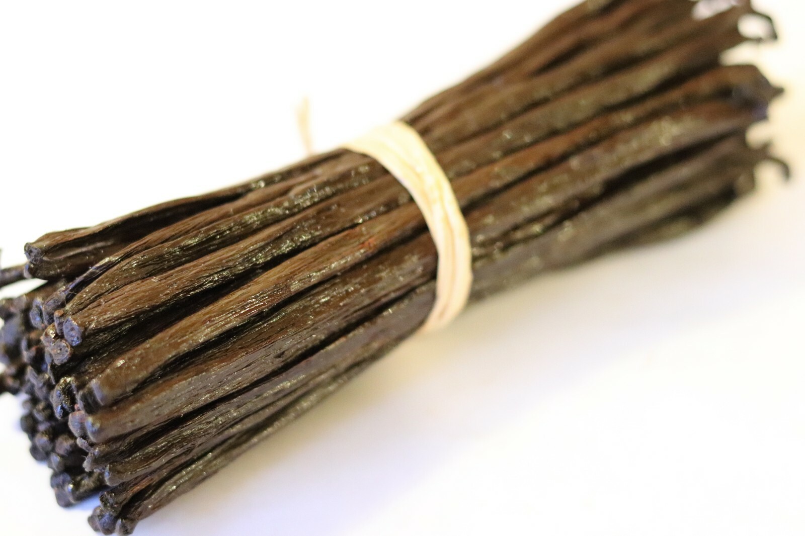 30 BOURBON VANILLA BEANS-PODS FROM NEW HARVEST OF MADAGASCAR 5-6″